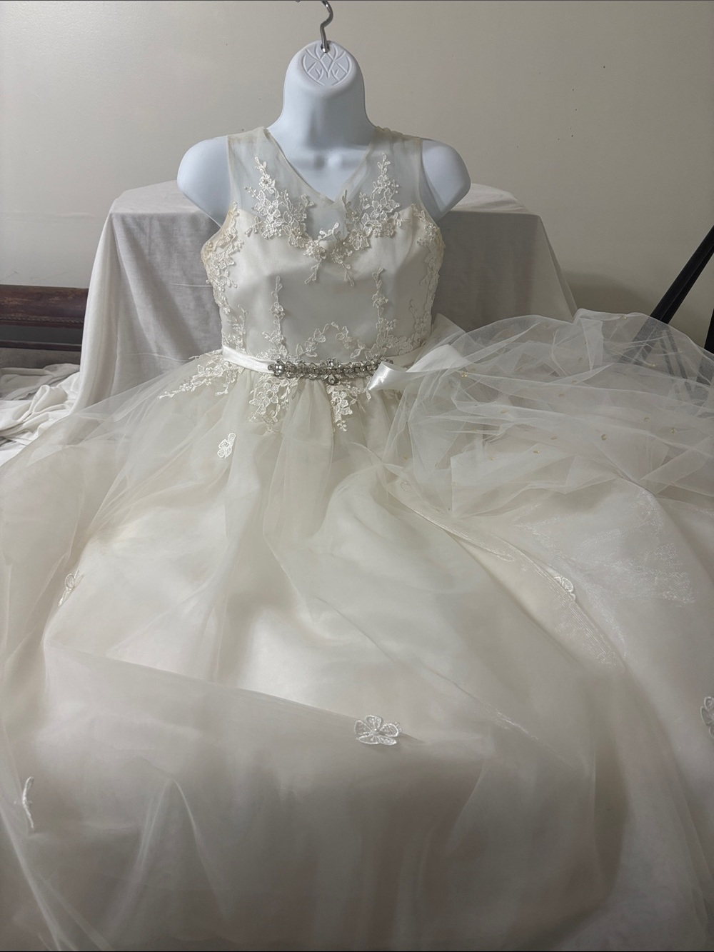Ivory Floral Appliqué Tulle Wedding formal prom Dress with Beaded Waist